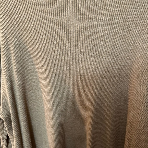 Coldwater Creek Turtleneck - Picture 5 of 5